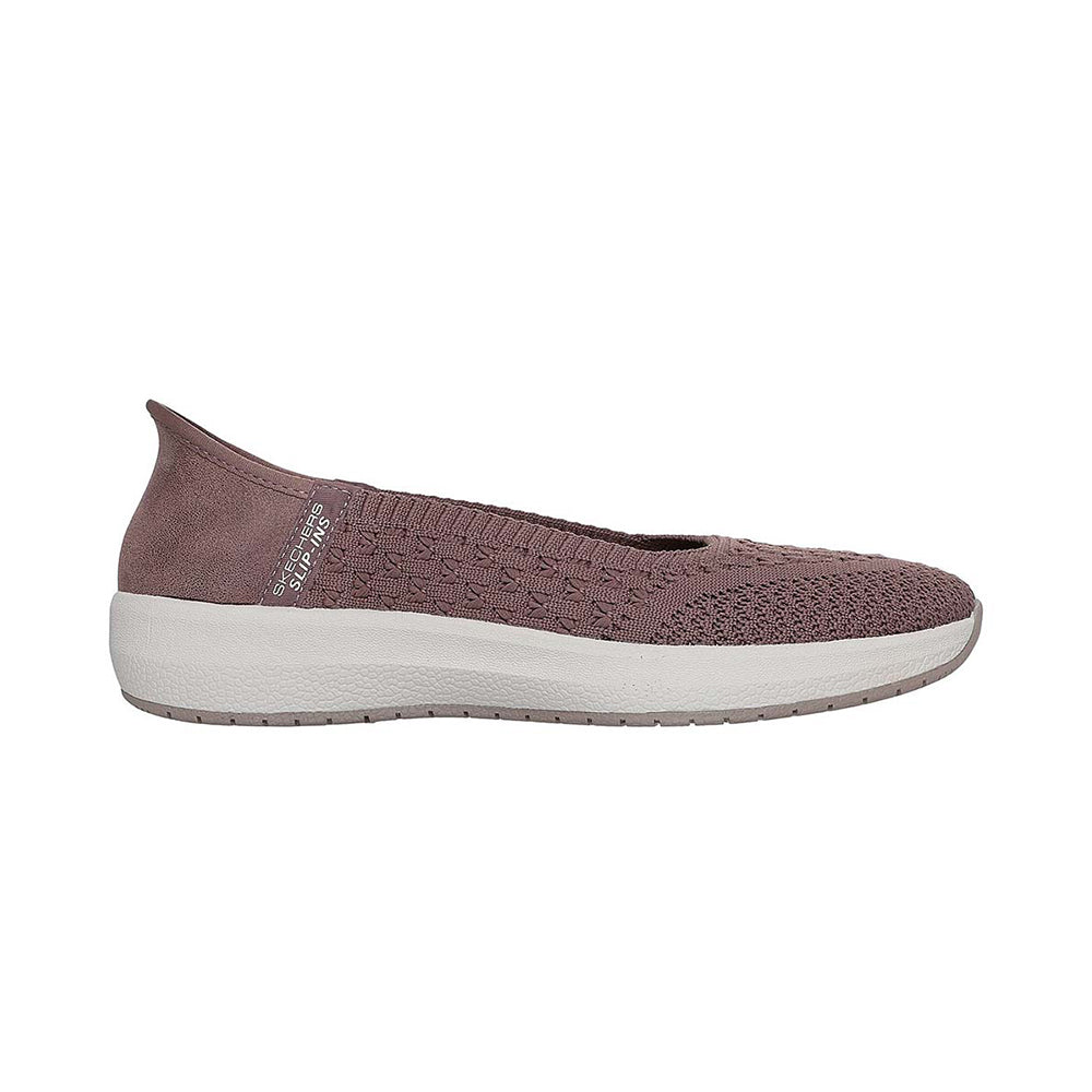 Slip-ins: Modern Comfort Cleo Swift - Awe-Inspiring