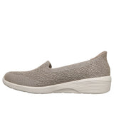 Slip-Ins: Modern Comfort Arya - Wicked Sweet