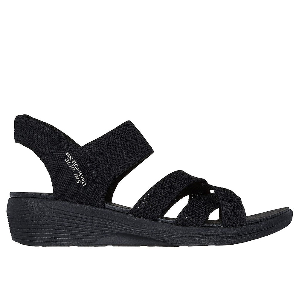 Slip-ins: Modern Comfort Arya - Cooling Off