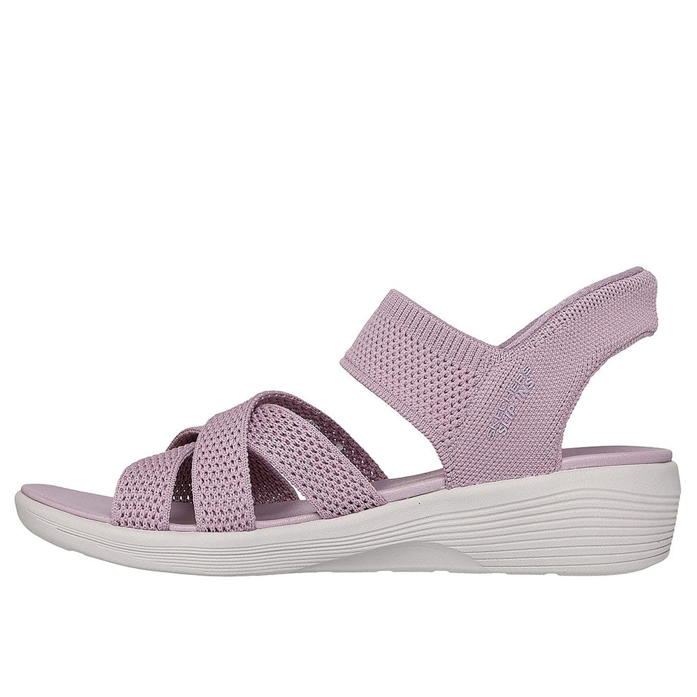 Slip-ins: Modern Comfort Arya - Cooling Off