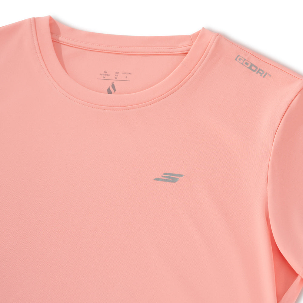 Đi bộ động: Tee tay áo ngắn hiệu suất