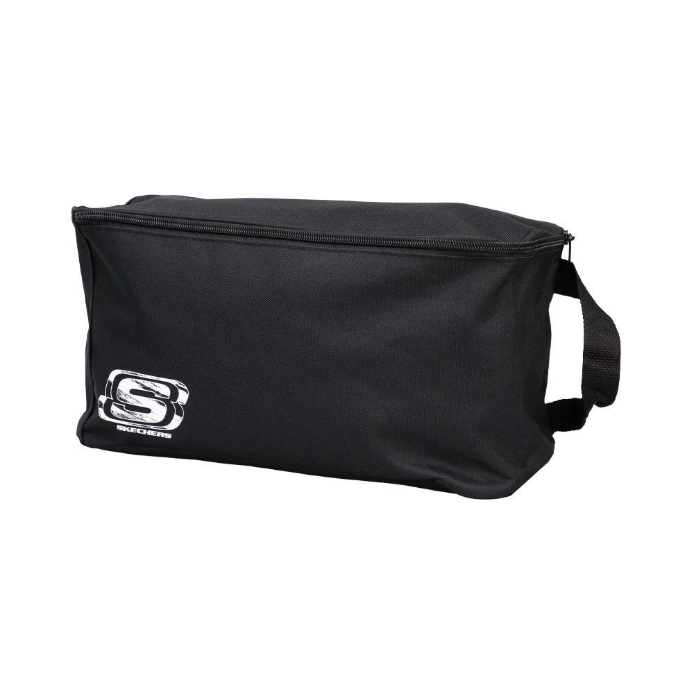 Cool Contrast: Performance Shoe Bag
