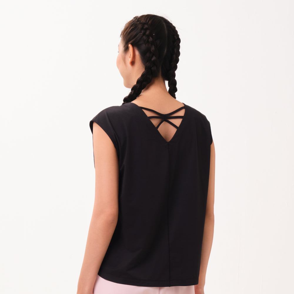 Walking: Performance Short Sleeve Tee